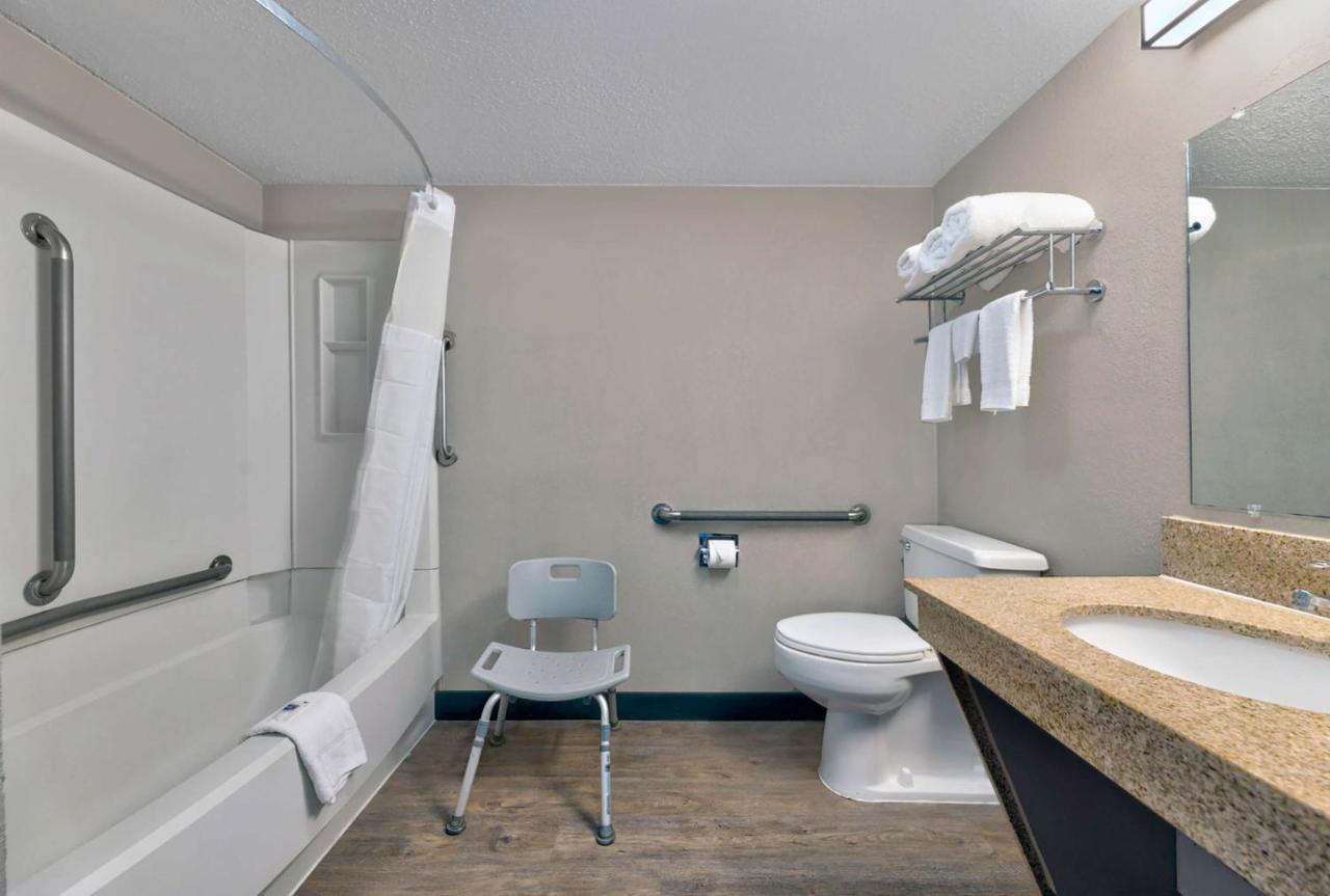 Motel 6-Oak Creek, Wi Экстерьер фото