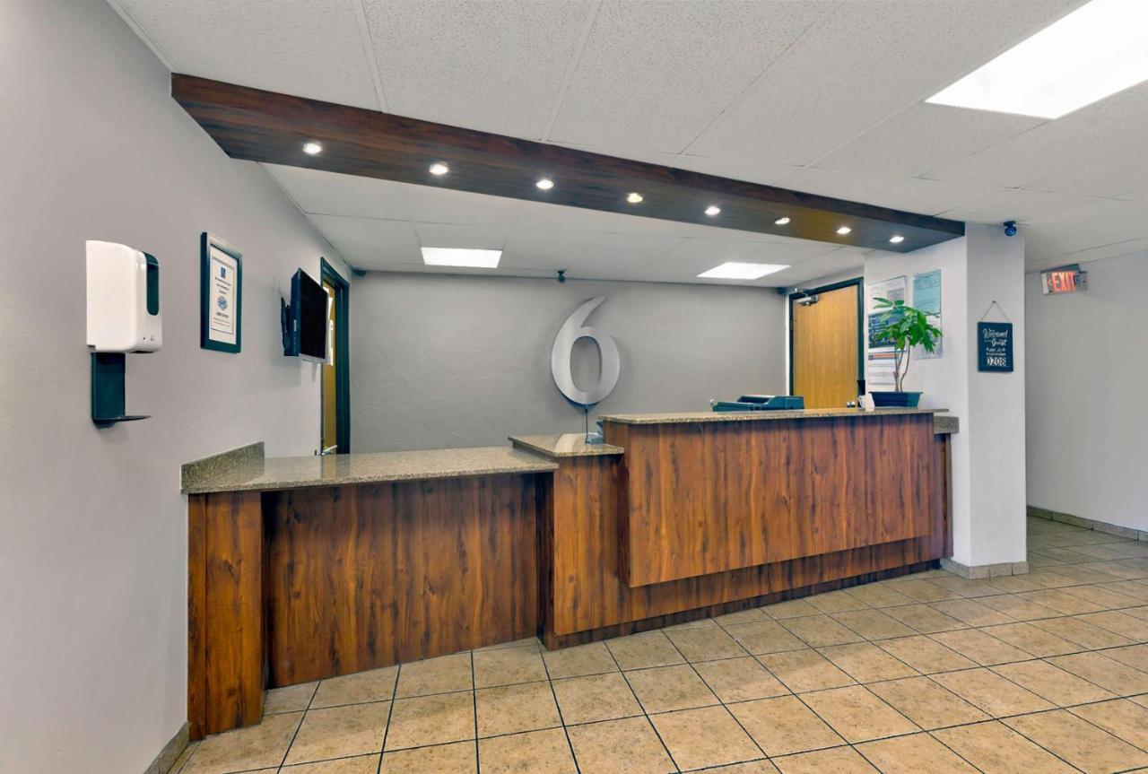 Motel 6-Oak Creek, Wi Экстерьер фото